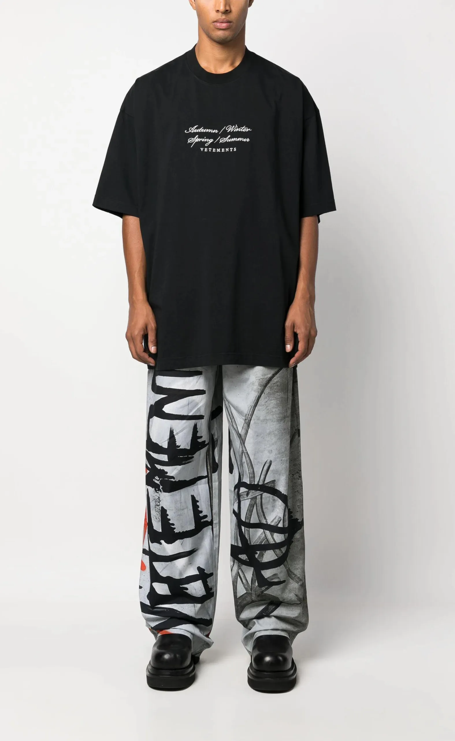 GRAFFITI PRINT GREY VETEMENTS GAFFITI LOUNGE PANTS