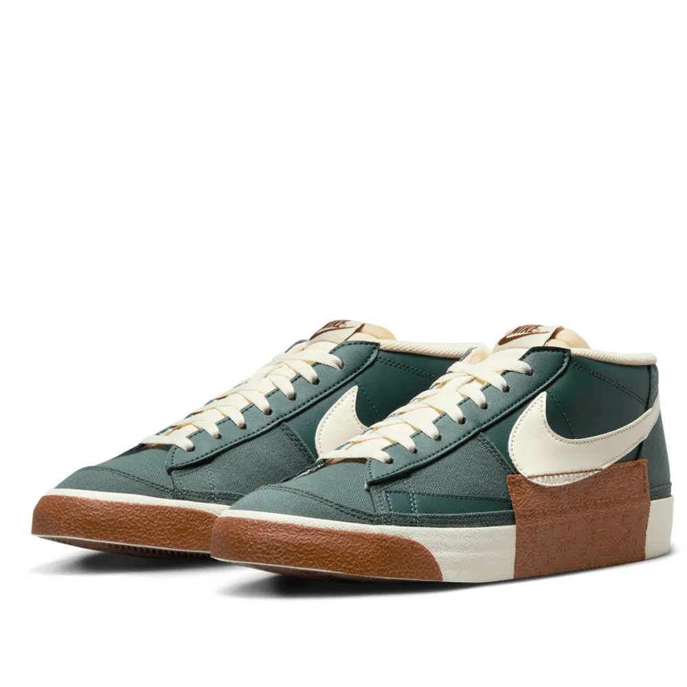 Nike Men's Blazer Low Pro Club Shoes