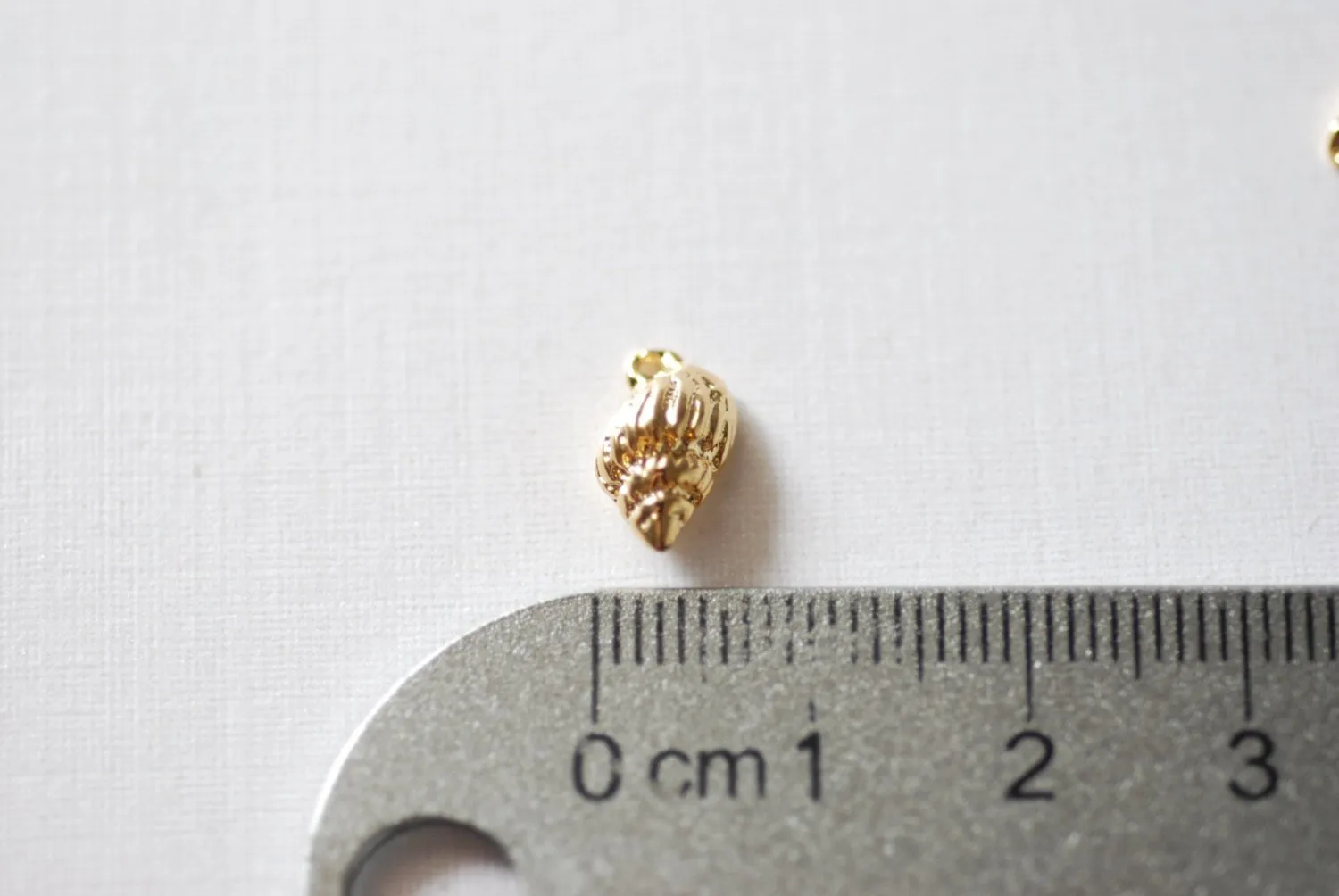 Vermeil Gold Wholesale Sea shell Conch Shell Charm Pendant - 18k gold over sterling silver sea life shell pendants, Shell Charm